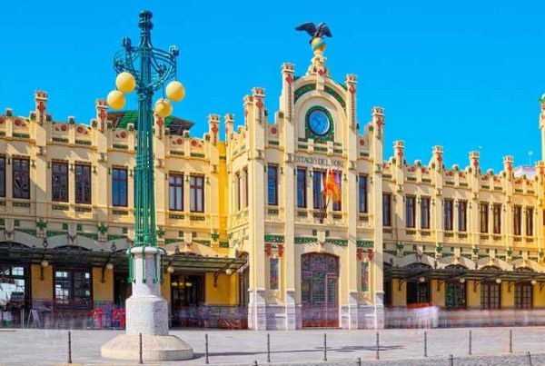 Valencia North Train Station